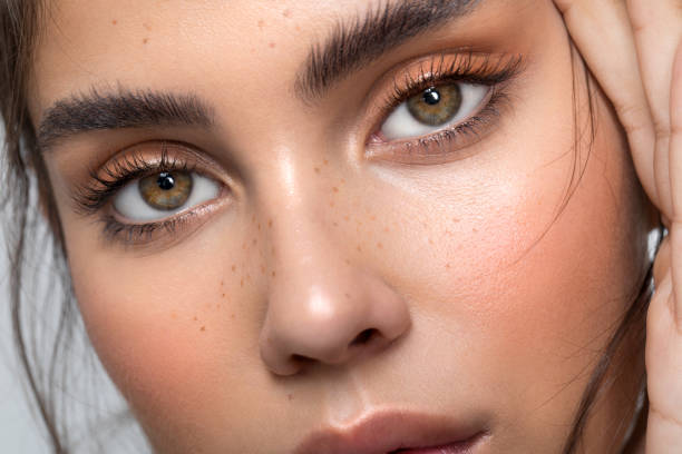 FAUX FRECKLES