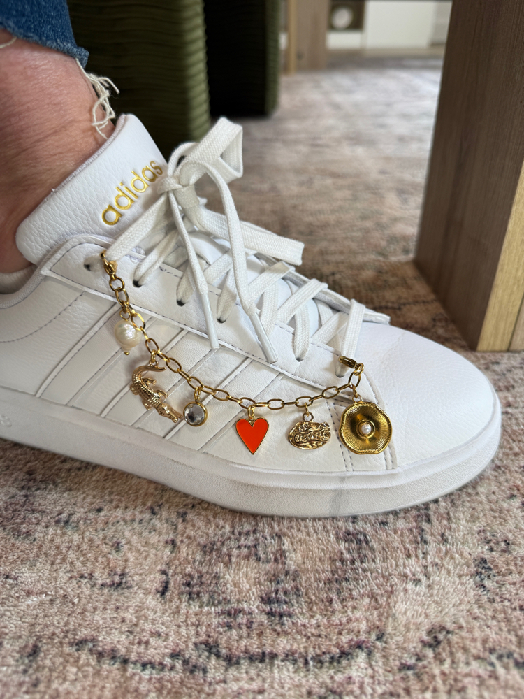 CHARM BAR EXPERIENCE 🧡