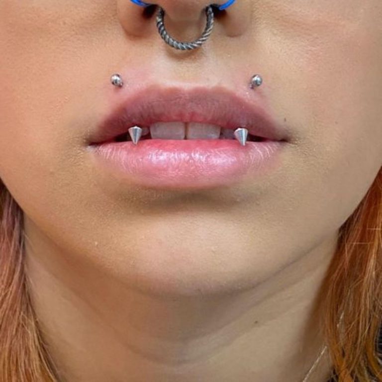 Adv Lip Piercings Read Description