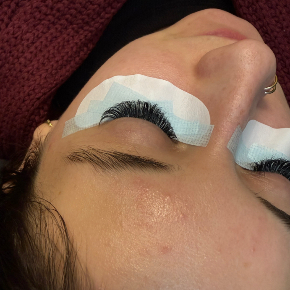 Hybrid Fill (1-week) at Court's Lash Room in Woodstock, CT