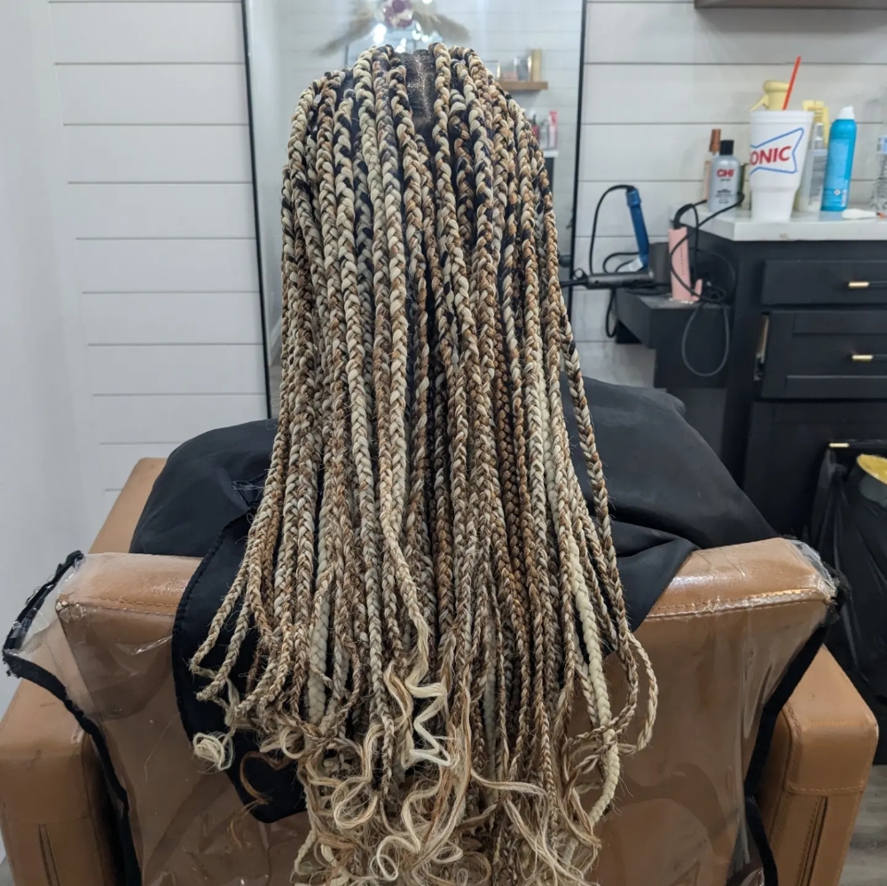 Medium Knotless Braids