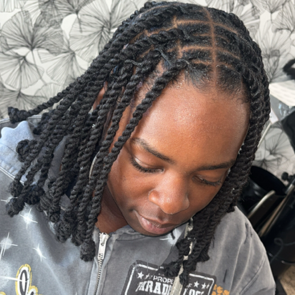 Invisible Locs at Golden Combs in Fountain, CO