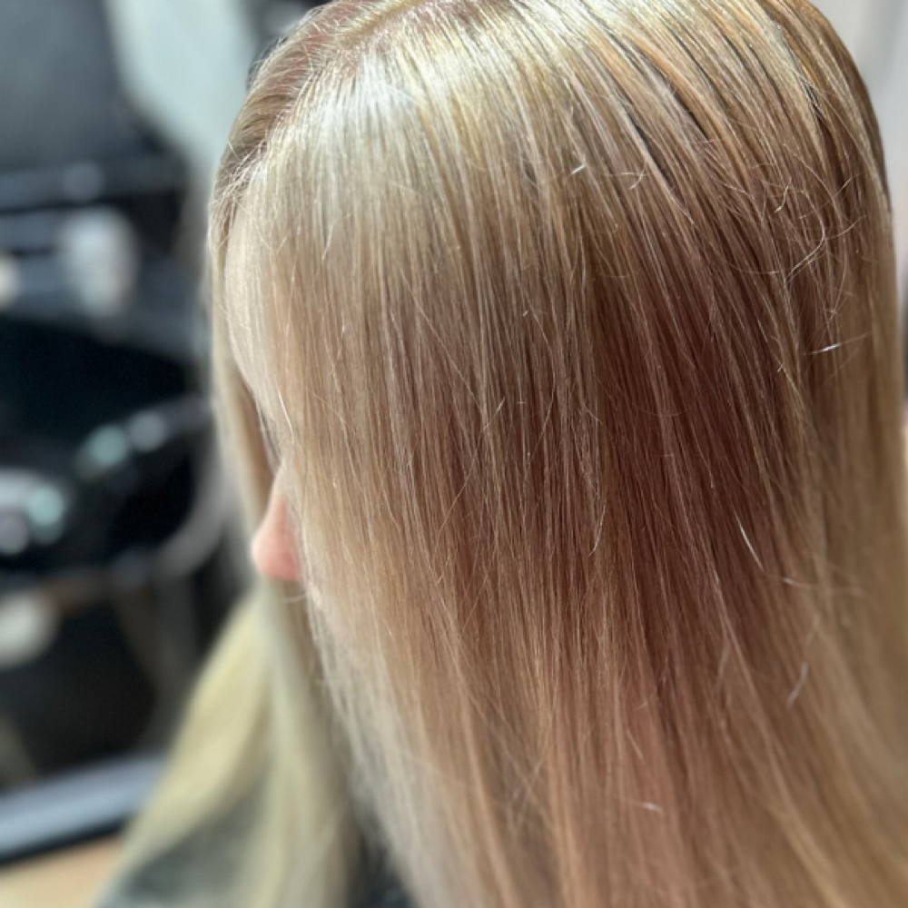 Face Framing Foils at hair x sydney shurtleff in Smithville, MO