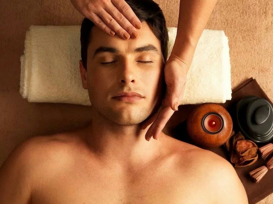 The Modern Gent Facial