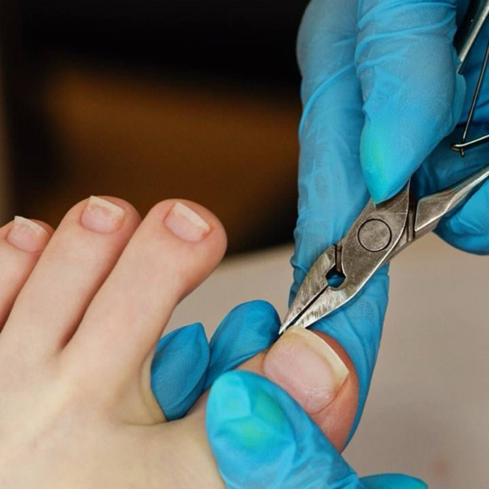 “The Clean Up” Pedi