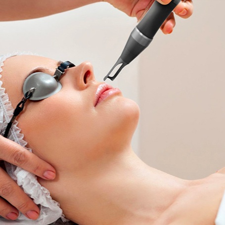 Pico Laser at E.V. Aesthetics in Hawthorne, CA