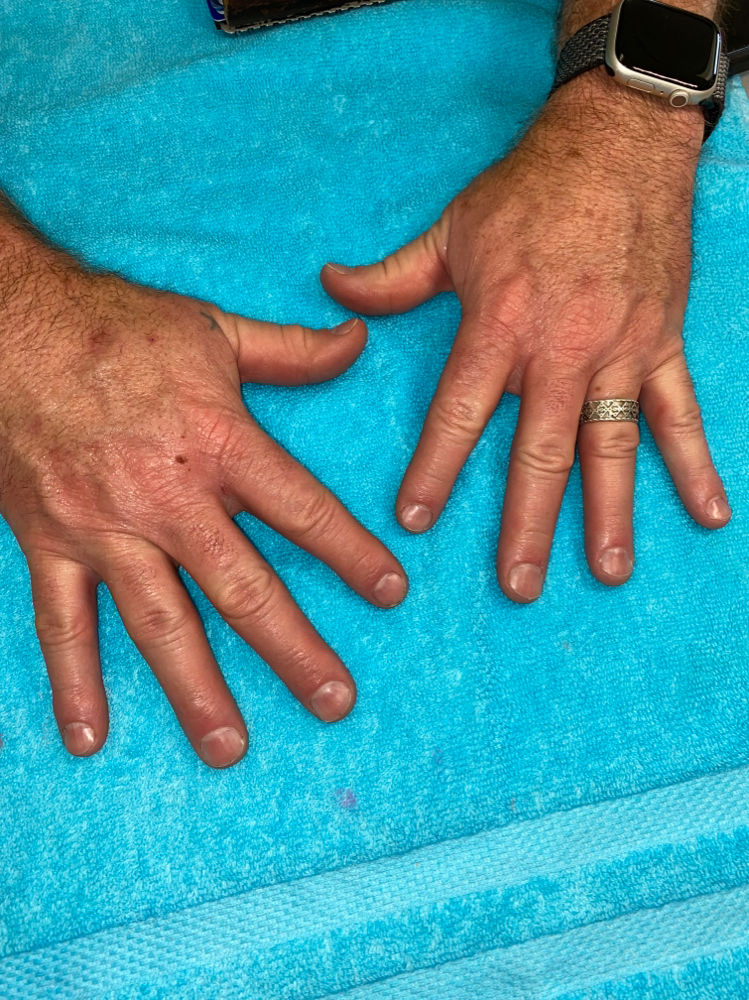 Manicure Clean Up/clear Polish