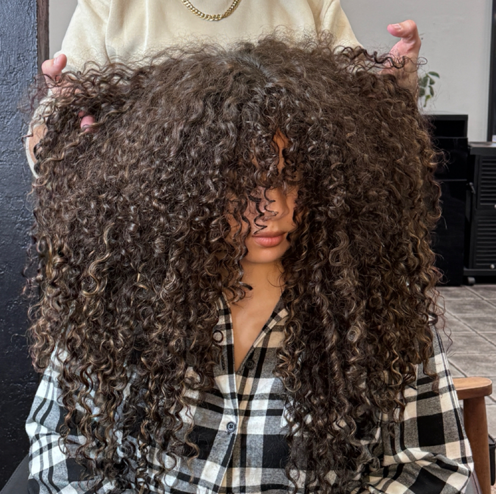 Sew-in Install at The CC in Orlando, FL