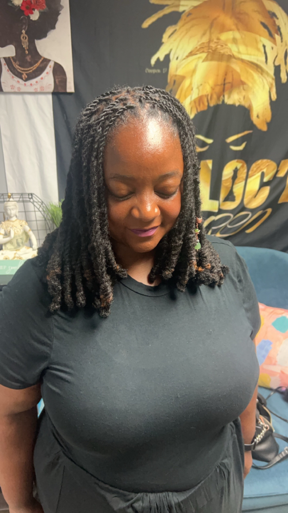 2 Stand Loc Knots at The Naturlist Locd Queen in Indianapolis, IN