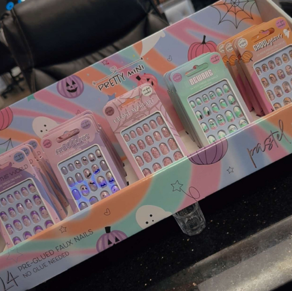 🆕Kids Press-On Application at Diamond Nail Salon in Sandusky, OH