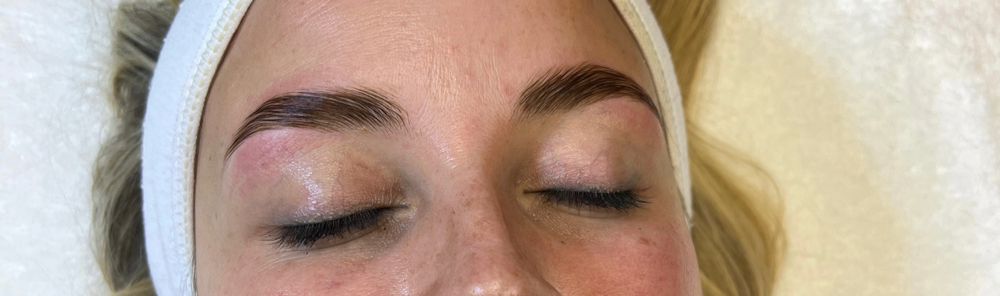 Brow Lamination & Tint