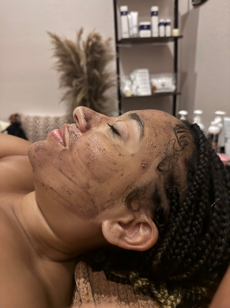Custom Facial - 60 Min