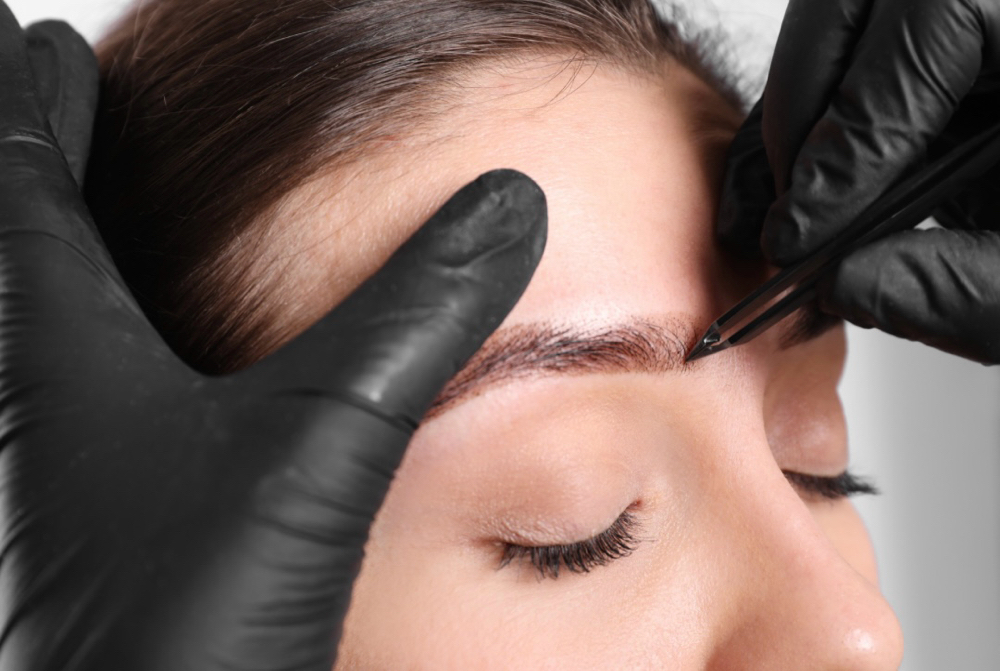 Brow Tint & Wax Combo