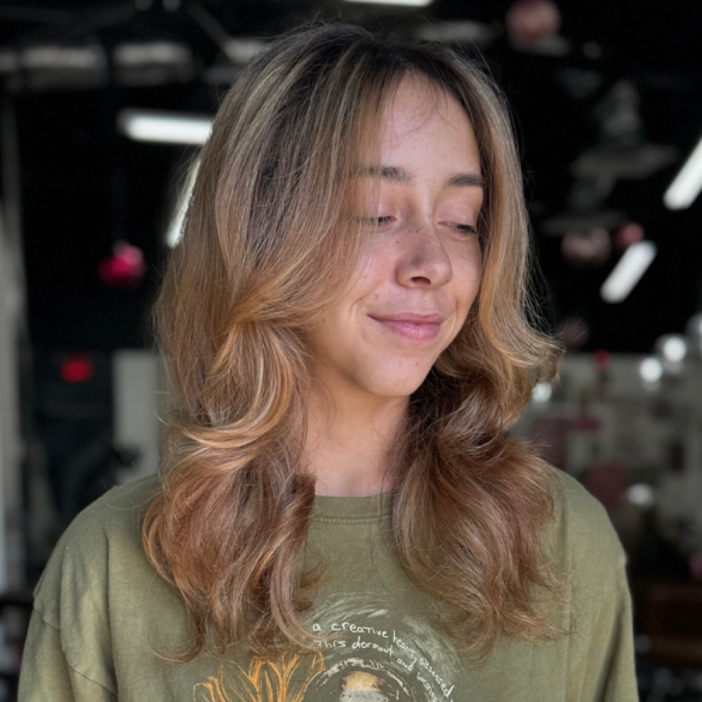 Signature Blowout at Beauty By Hay in Midwest City, OK