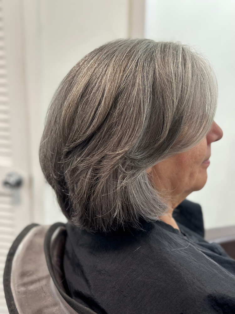 Womens Haircut Short