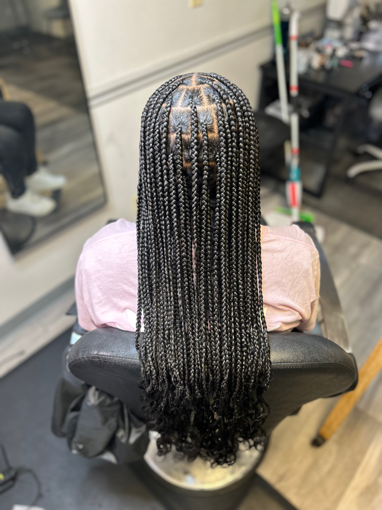 Medium Knotless Deal