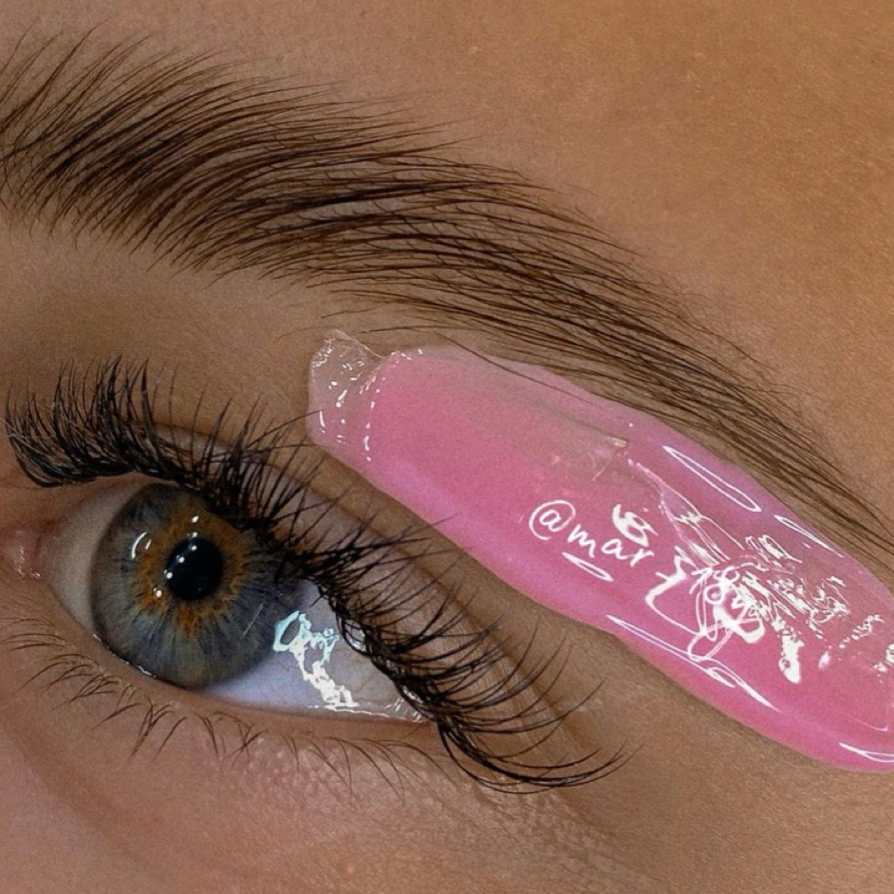 Eyebrow Wax at HairBnB in Sioux City, IA