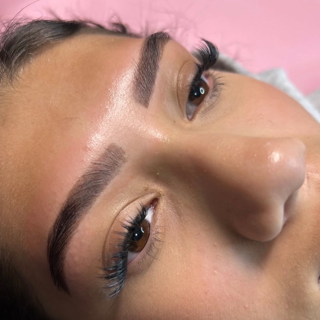 Signature Brow Wax + Hybrid Tint at Salon Nine22 in Whiting, IN