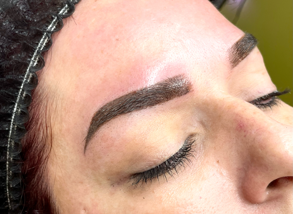 Eyebrow Touch Up