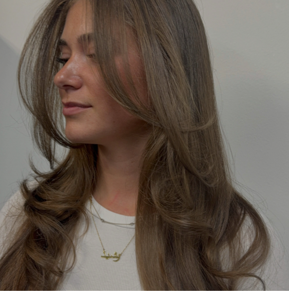 Signature Blowout at Magnify Mane in Peoria, IL