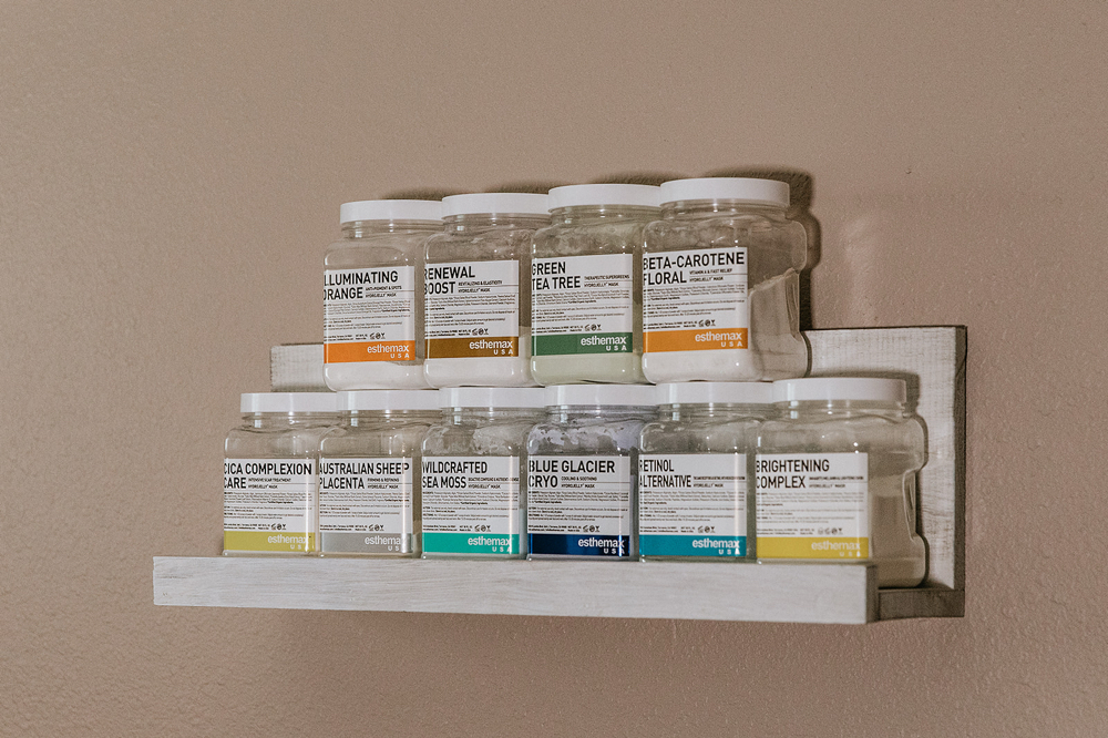 HydroJelly Mask at Ultimate Relaxation LLC in Jamestown, ND