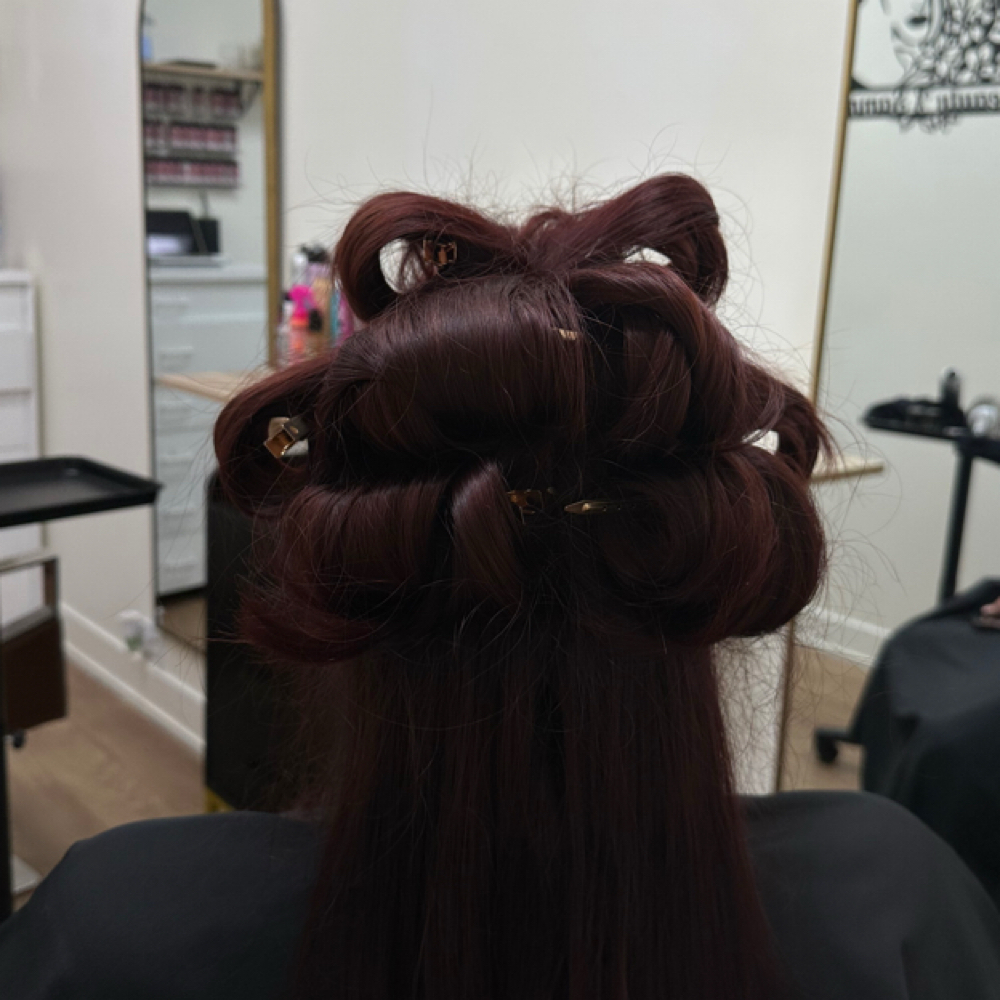 Wash + Style at Beauty X Sammy in Plainfield, IL