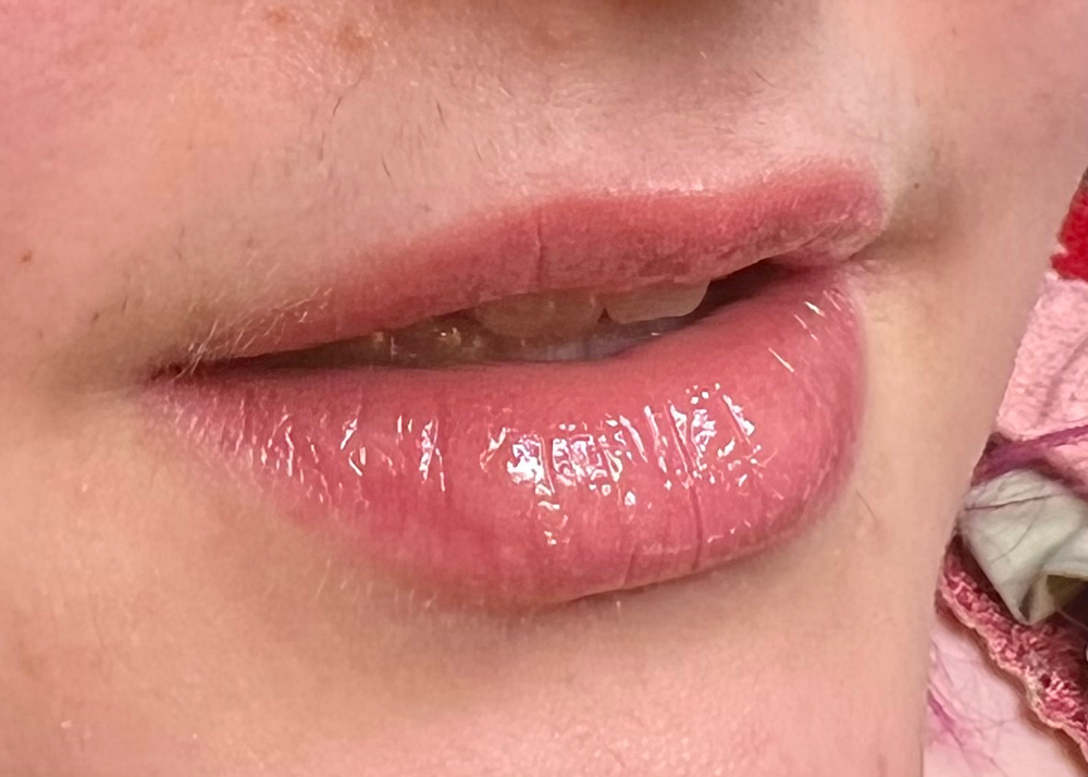 Lip Blush Touchup