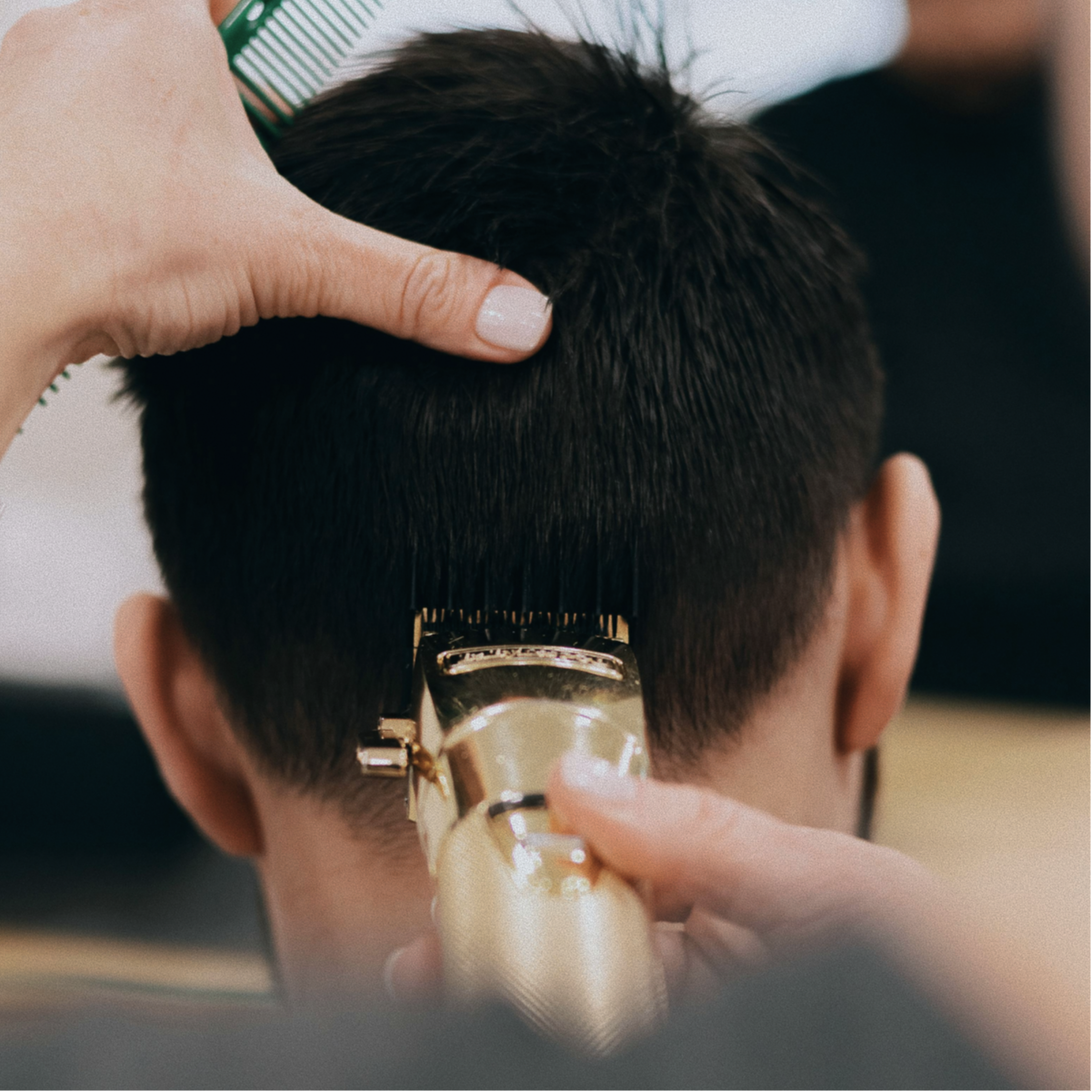 Men's Haircut at EARTHEN BEAUTY in New York, NY