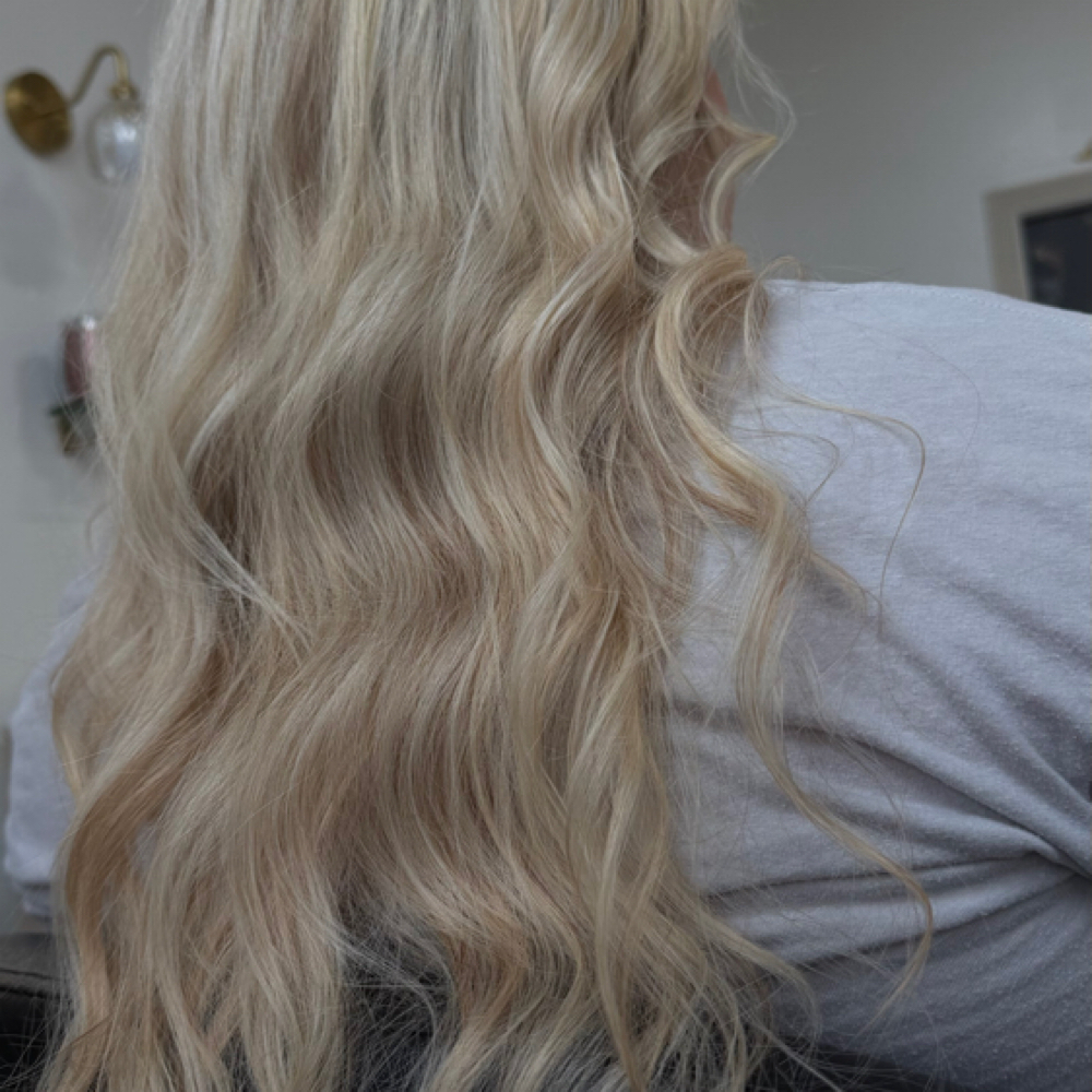 Bleach And Tone With Peyton at Colour Lounge Studio in Walla Walla, WA