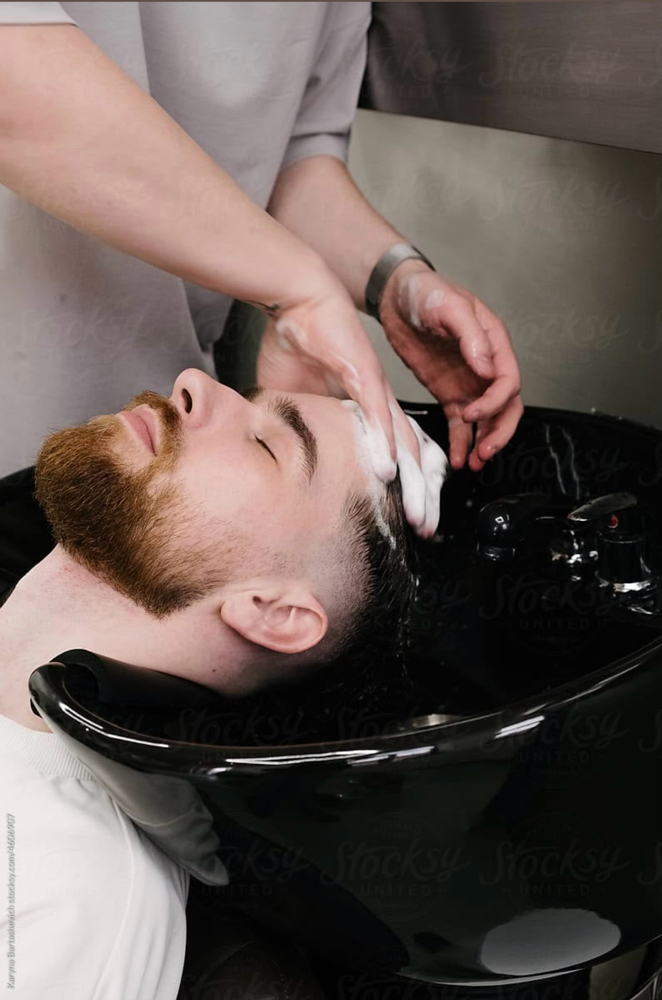 Mens cut with Wash
