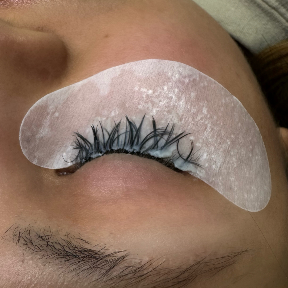 Lash Removal