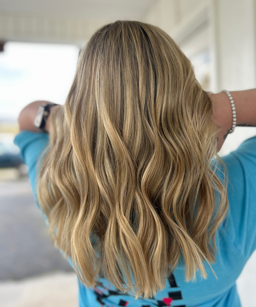 Shampoo Cut & Style