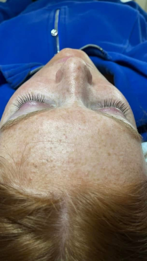 Lash Tinting