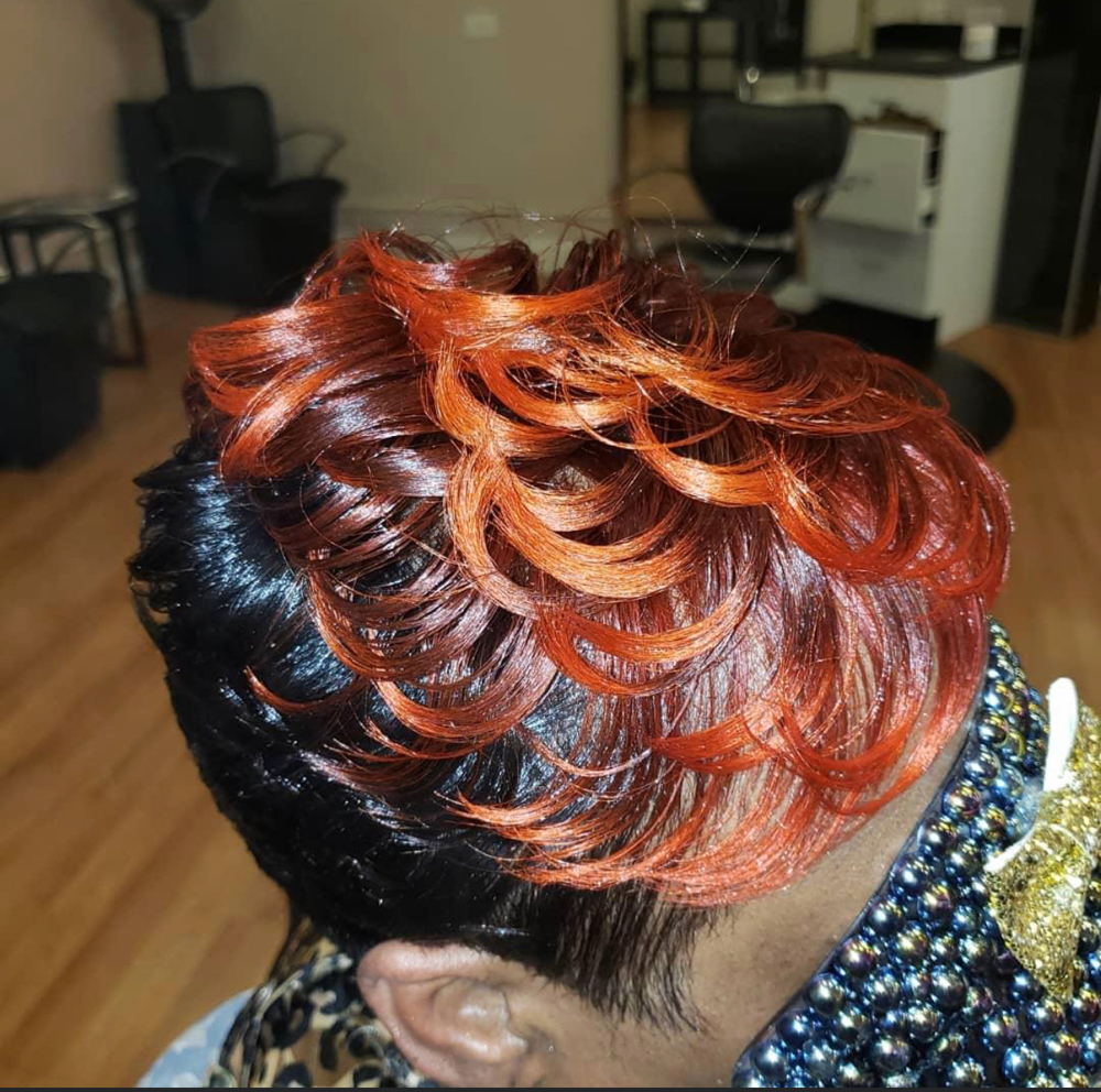 Relaxed Short Hair Styling