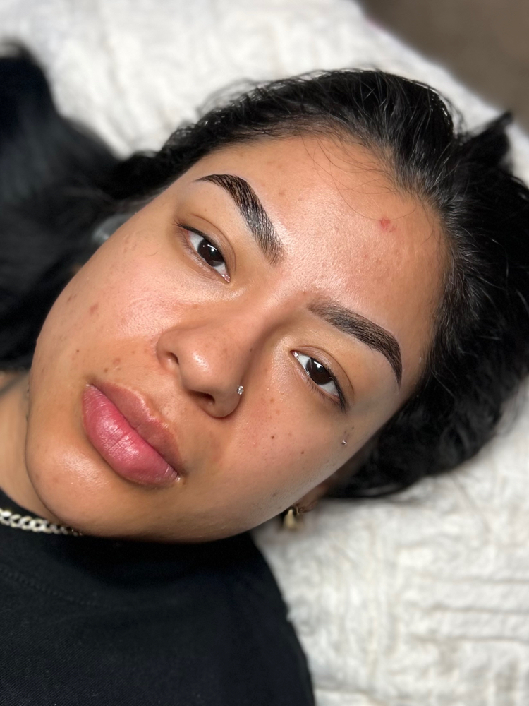 Brow Lamination ,Tint & Sculpt