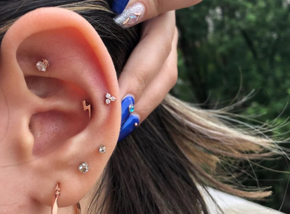 Piercing Party (3+ Guest )