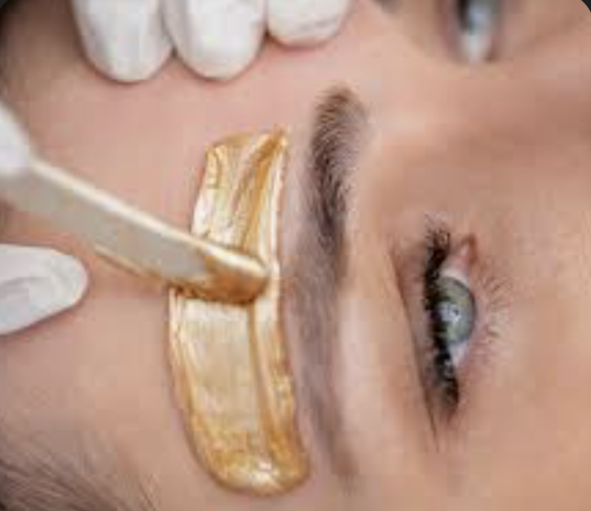 Brow Wax (Clean Up)