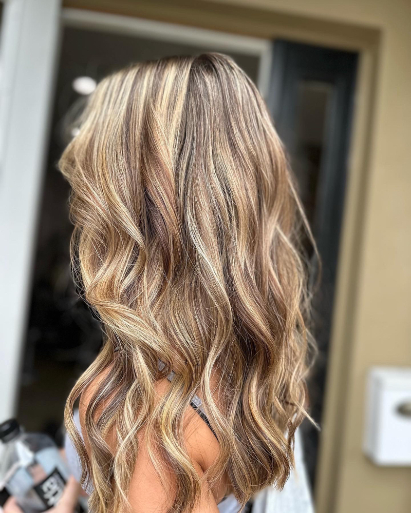 Color With Partial Blonding