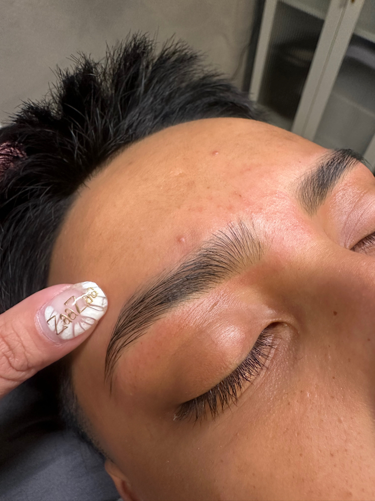 Brow Sculpt (Eyebrow Wax) at Zaazaa Studioo in Sparks, NV