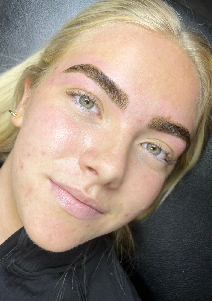 Brow tint