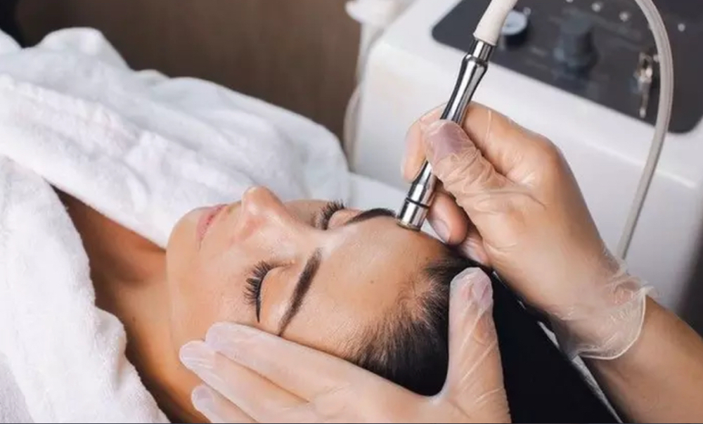 Microdermabrasion With Facial