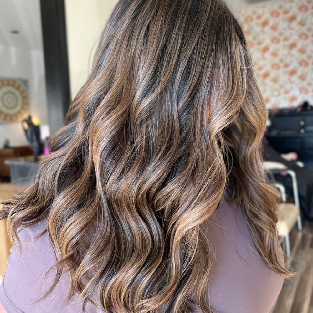 Partial For Brunettes at New Moon Studio in Southaven, MS