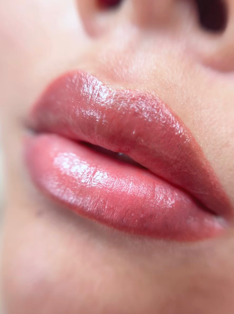 Lip blush promo