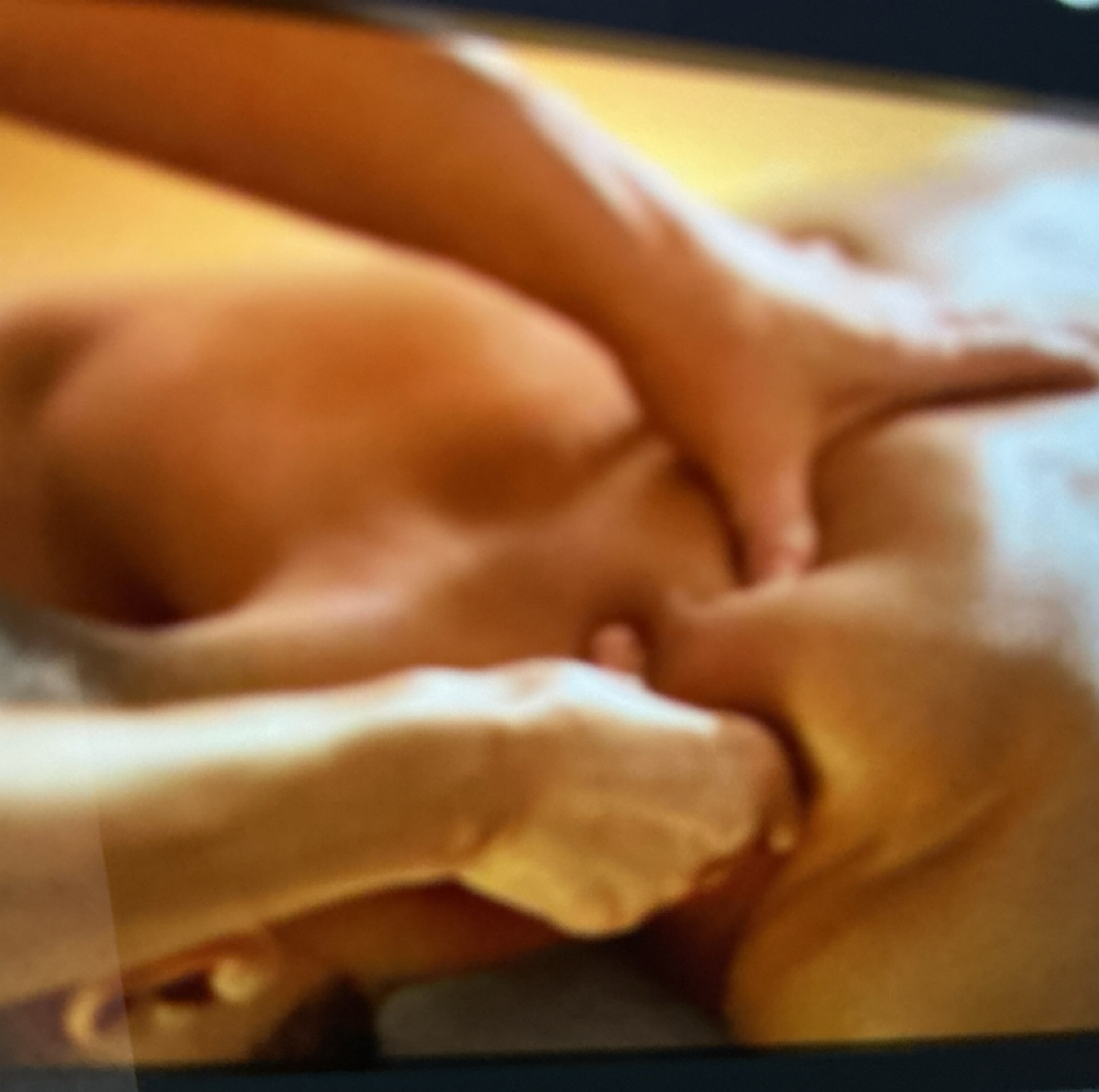 2 hours Deep Tissue Massage at Valencia Muscular Therapy in San Antonio, TX