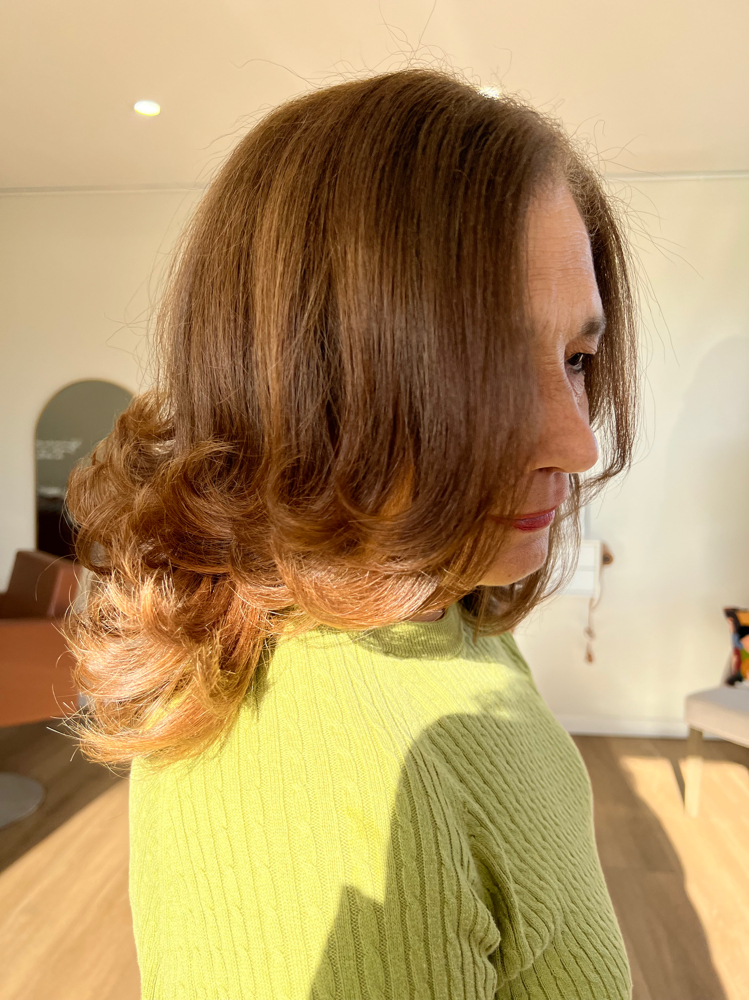 Blowout (Straight & Wavy Clients)