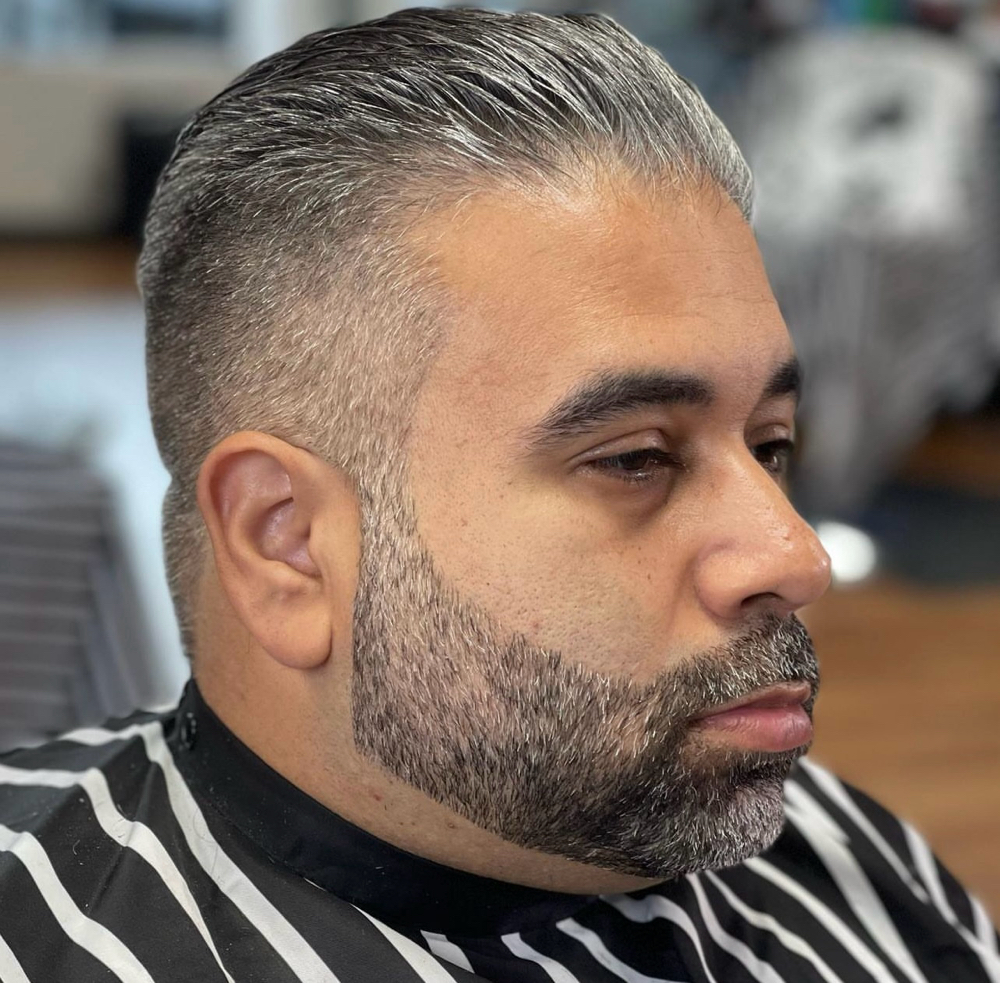 Gentleman Hair Cut & Beard