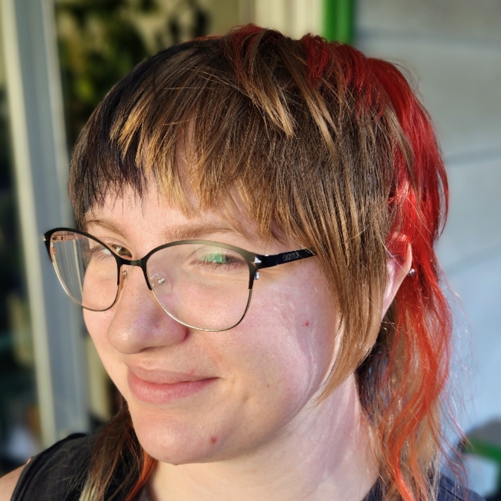 Side Quest Trim at VividlyAugust in Portland, OR
