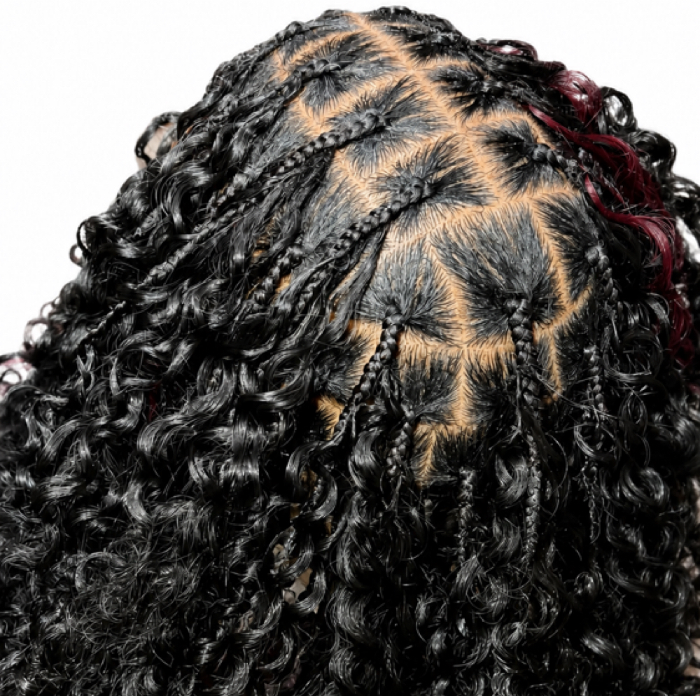 Miracle Knots Medium at Samiyah Mwikongi in Wichita Ks, KS