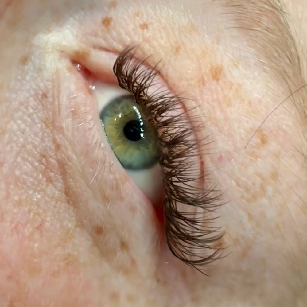 Hybrid Full Set at Lash With Nash in Independence, OR