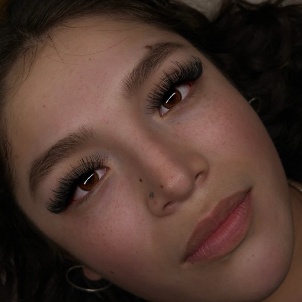 May promo Lash Set, Wax & tint at Lash Brow & Body By Andrea in Tyler, TX